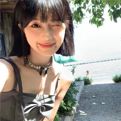女记者的日记