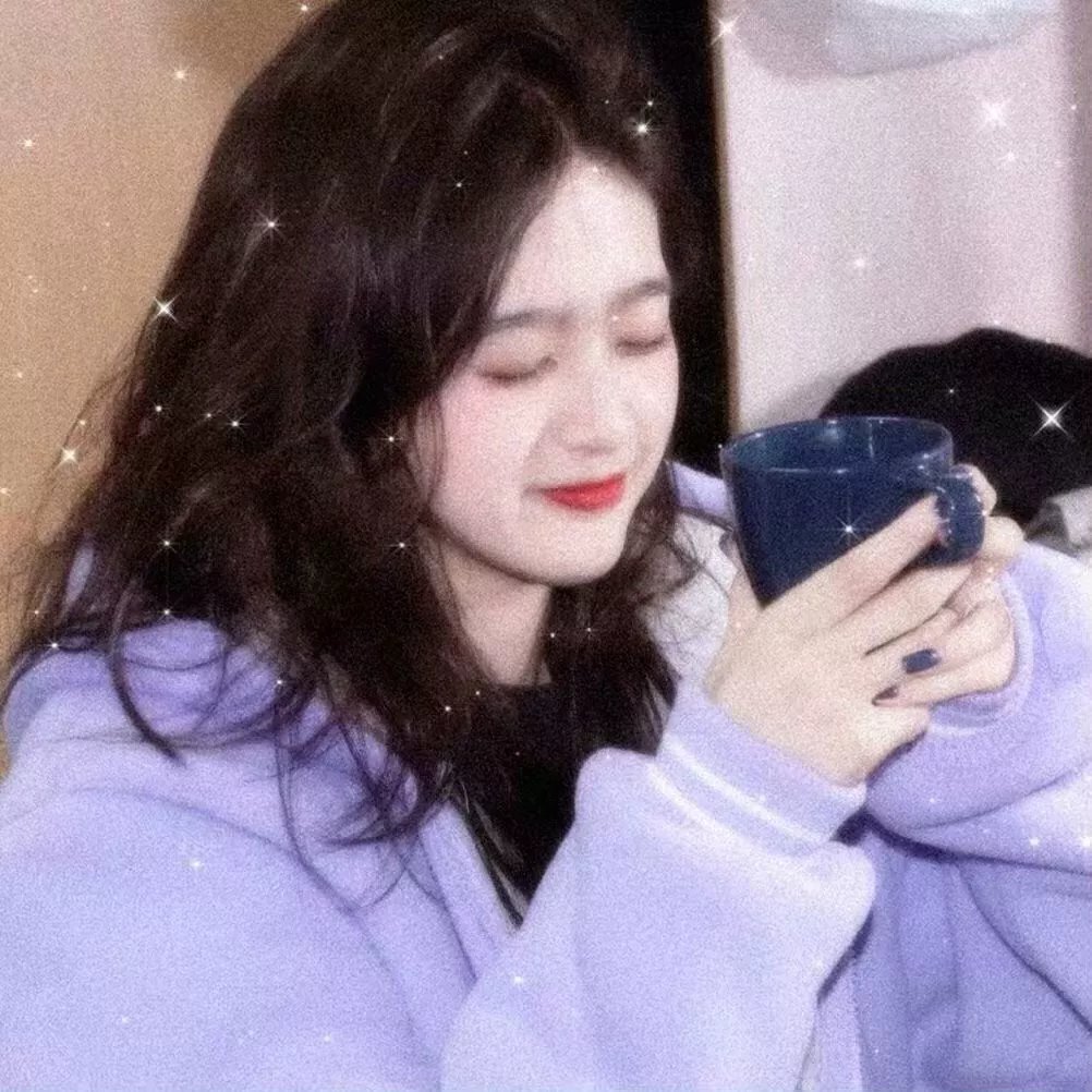 雷电交加的小路